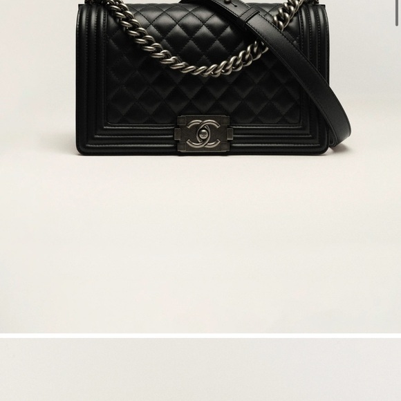CHANEL Black Boy Handbag with Quilted Leather and Chain Strap - Picture 6 of 9